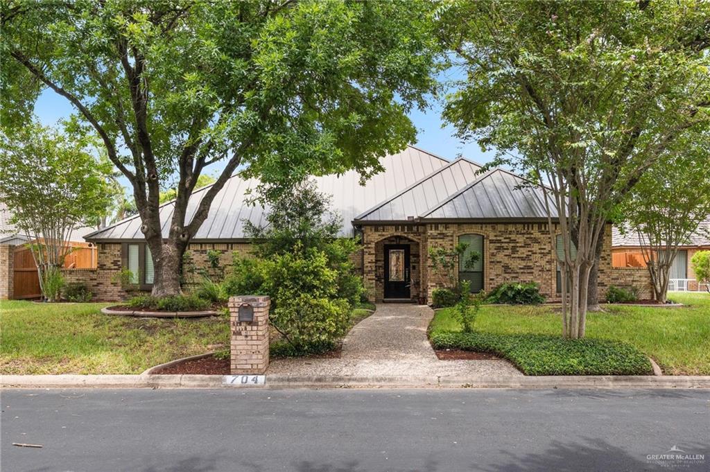 Photo 1 of 704 Xanthisma Avenue, McAllen