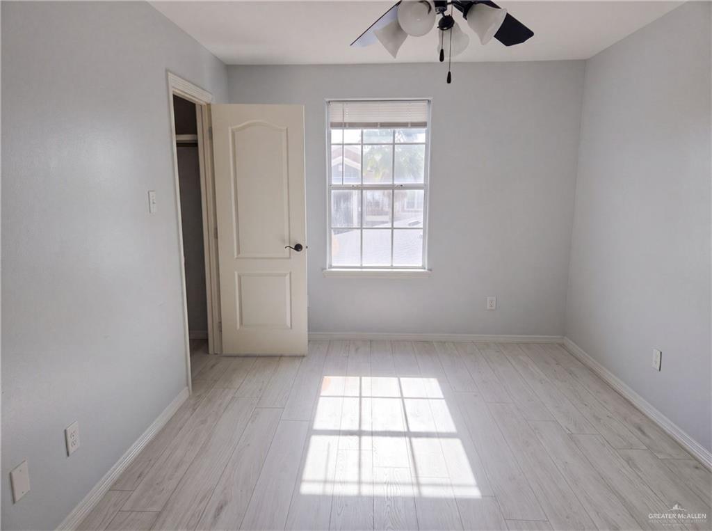Photo 13 of 2116 6th Street