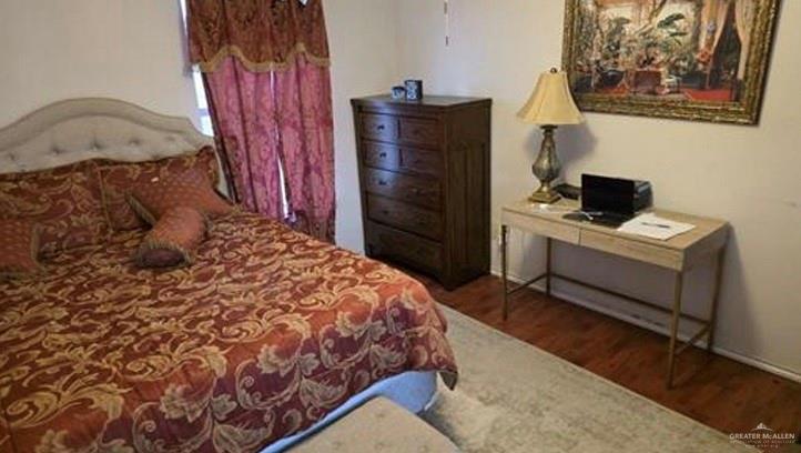Photo 4 of 2802 Huisache Avenue