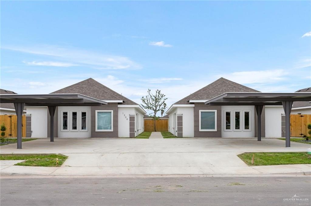 Photo 1 of 1312 Yankton Street #4, Alton