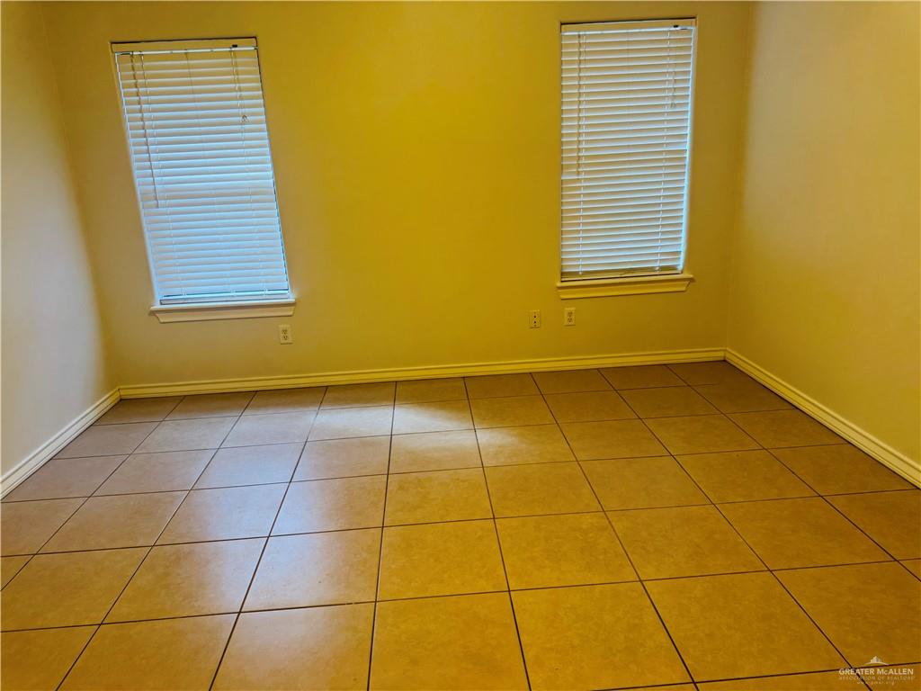 Photo 12 of 3413 Hibiscus Avenue
