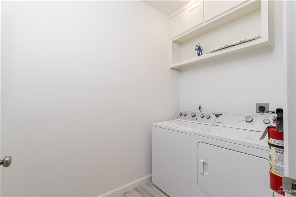 Photo 18 of 205 Cynthia Street
