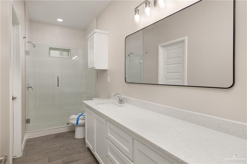Photo 31 of 2704 Harrison Avenue #3