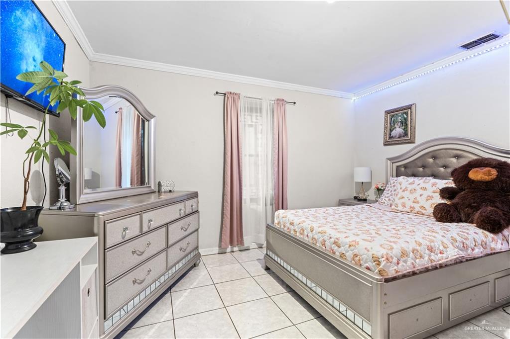 Photo 5 of 670 St John Drive