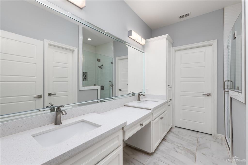 Photo 11 of 309 Frankie Avenue