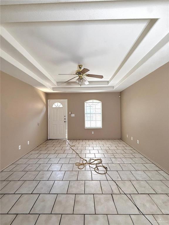 Photo 3 of 1505 Prosperity Drive