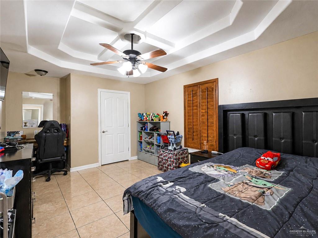 Photo 17 of 2501 Gardenia Drive