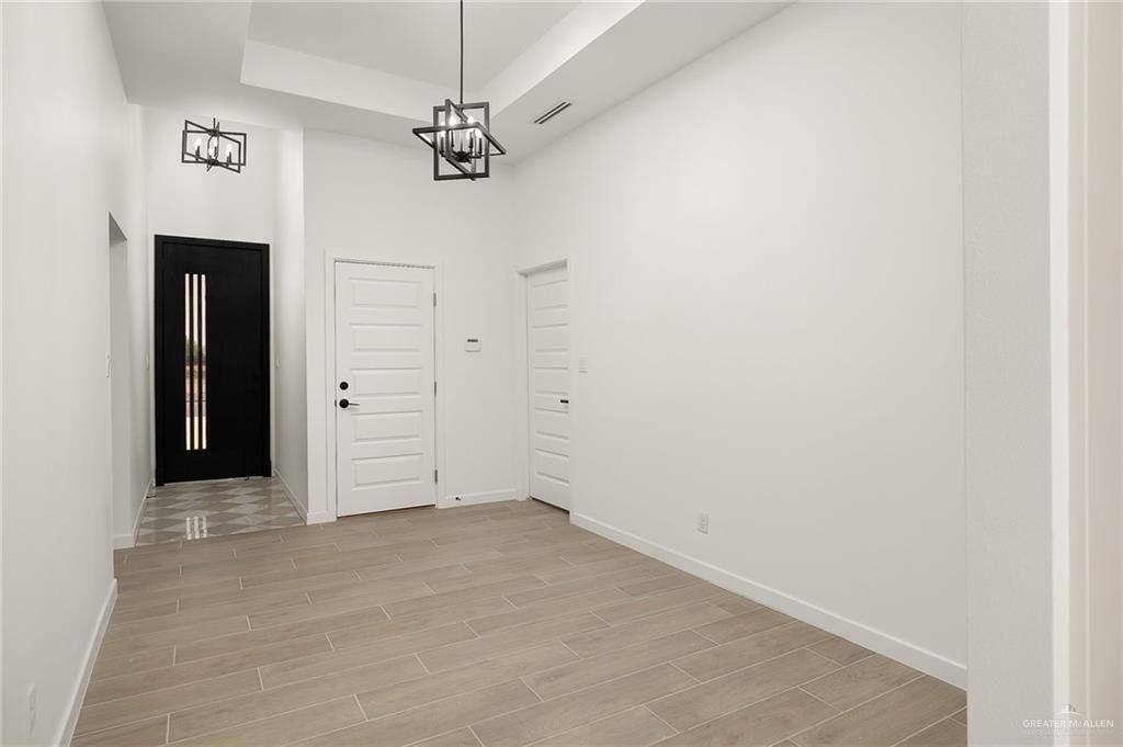 Photo 6 of 4125 Carol Lane