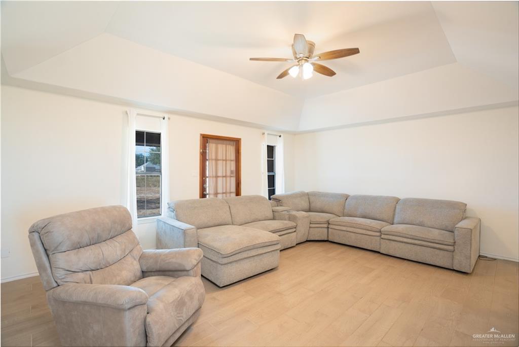 Photo 5 of 1319 Bentsen Palm Drive