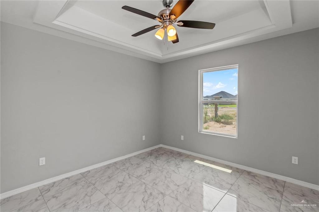 Photo 9 of 6000 Playa Del Sol Street