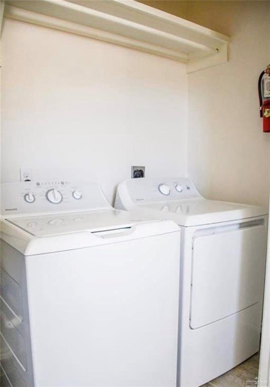 Photo 6 of 2606 Eisenhower Avenue #4