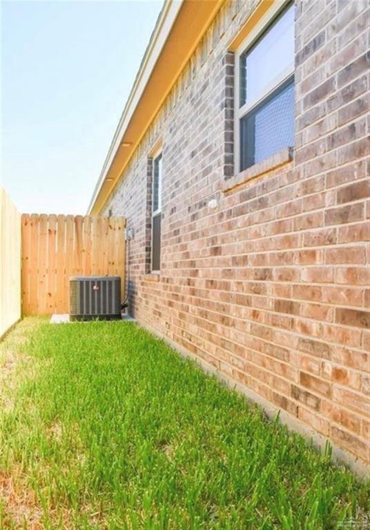 Photo 8 of 2606 Eisenhower Avenue #4