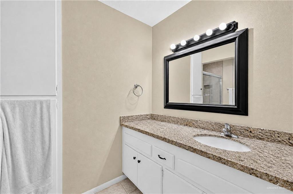 Photo 15 of 700 Fern Avenue #19