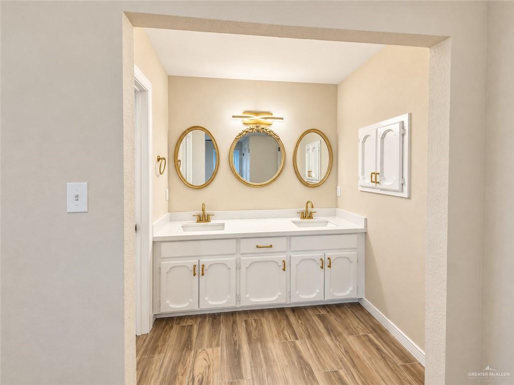 Photo 15 of 2101 Jonquil Avenue