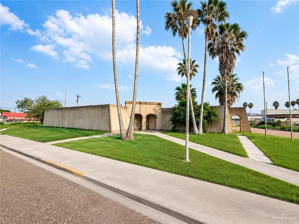 Commercial home at 202 Clark Avenue, Pharr, Texas