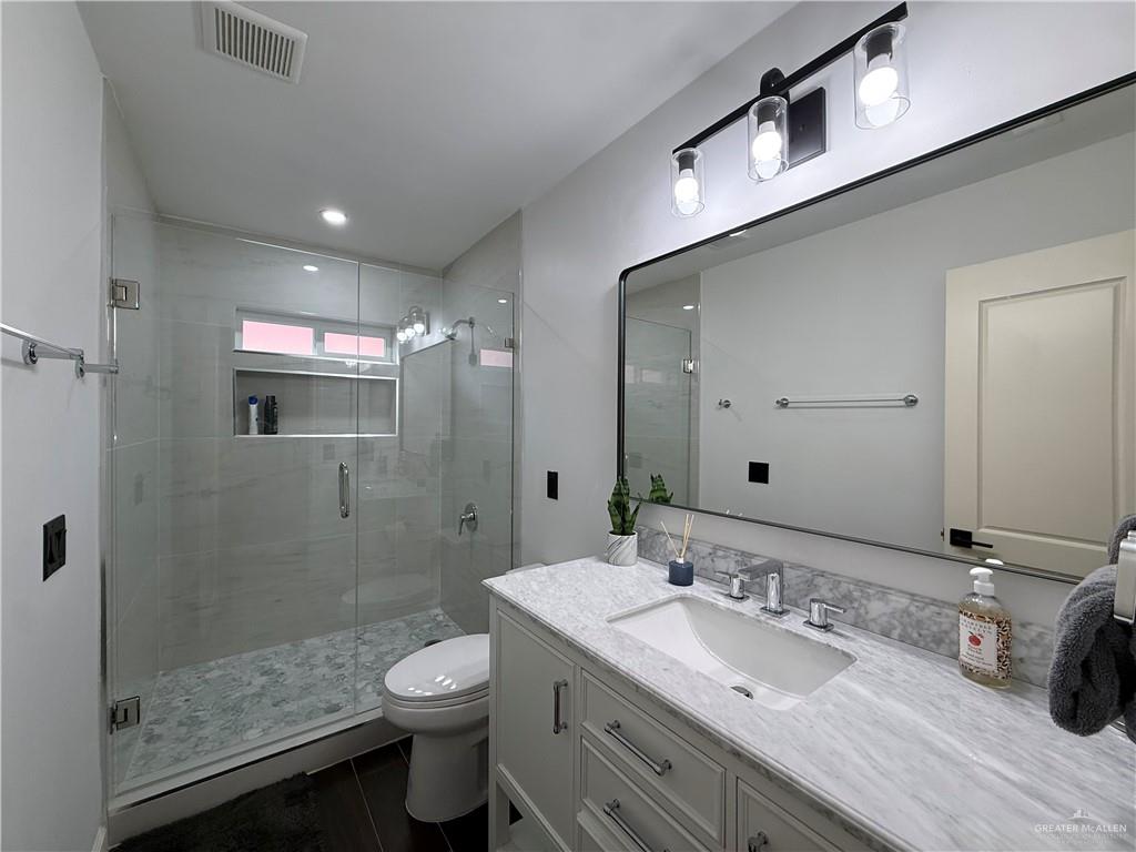 Photo 25 of 110 San Jacinto Street