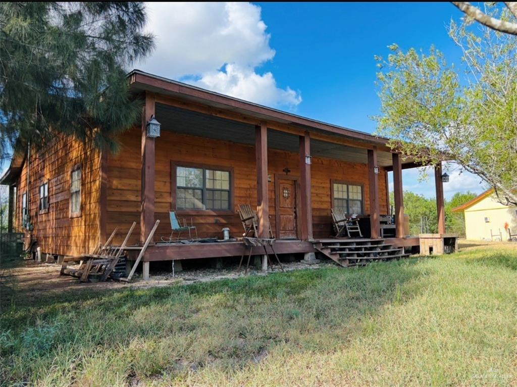 Photo 1 of 1712 Mesquite Drive, Mercedes