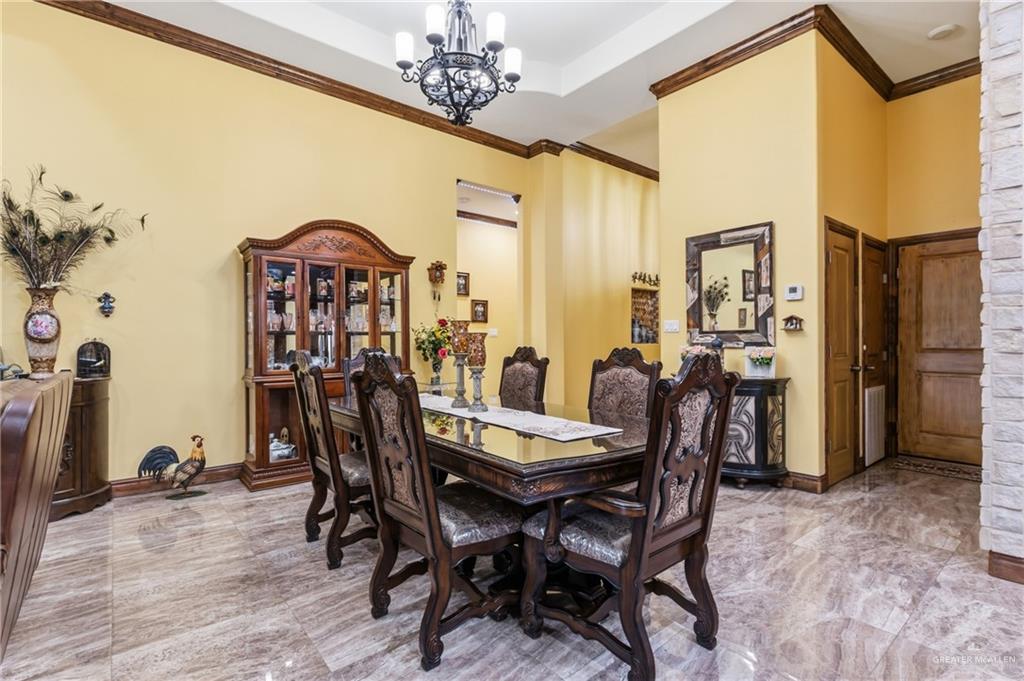 Photo 5 of 717 27th Street