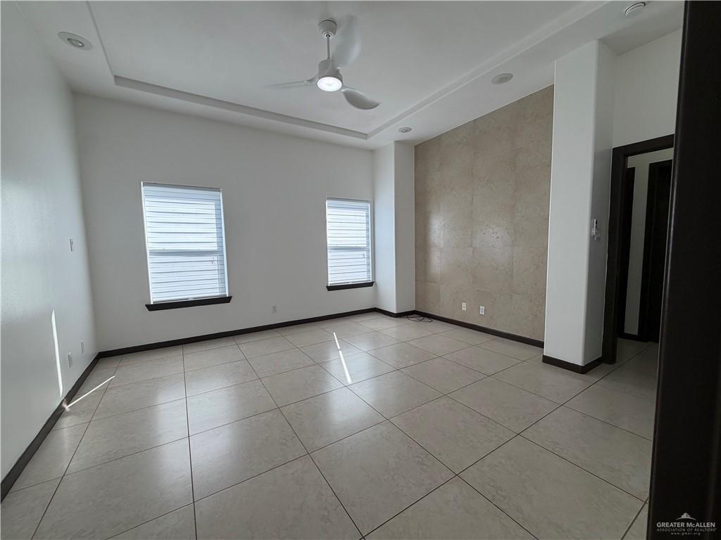 Photo 9 of 4217 Colbath Avenue #450B