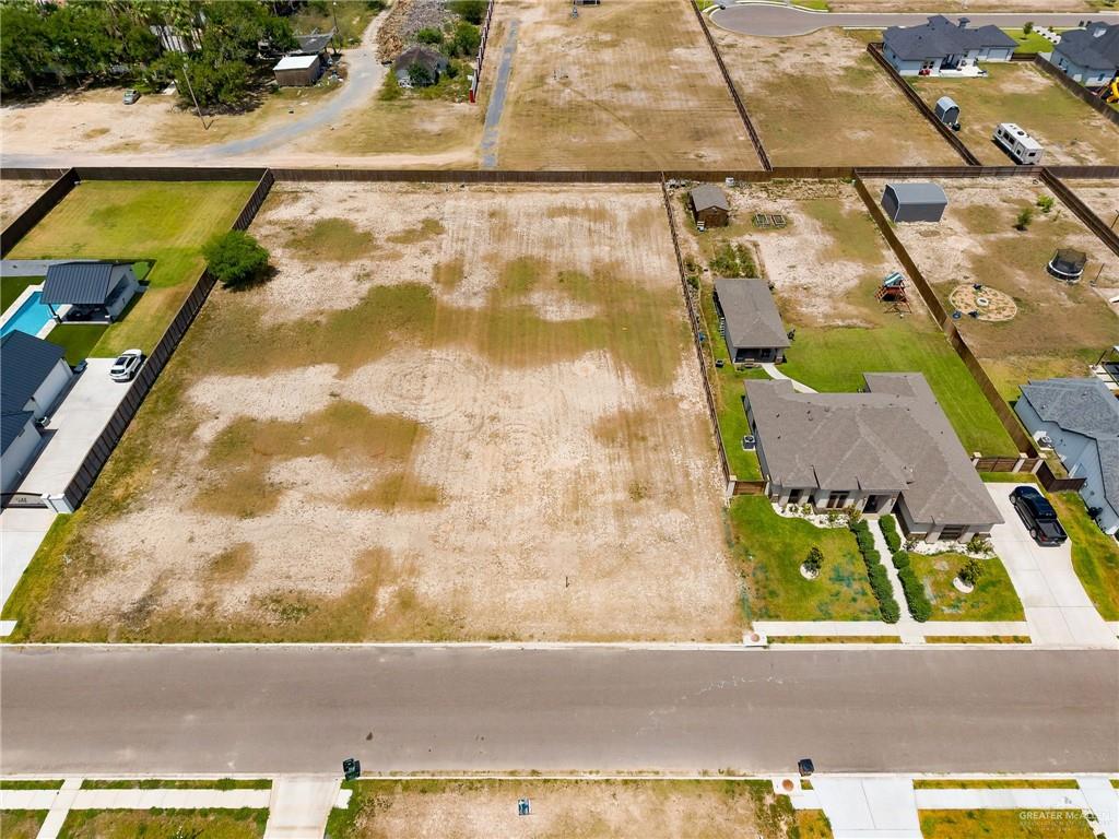 Photo 3 of 2505 Deion Drive