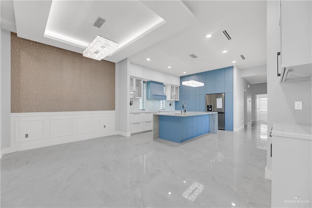 Photo 4 of 3005 Alyna Avenue