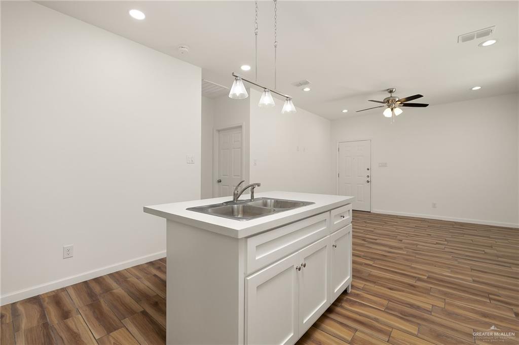 Photo 7 of 2104 San Andrea Street #1