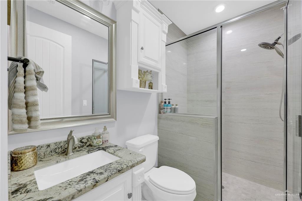 Photo 14 of 1313 San Antonio Street