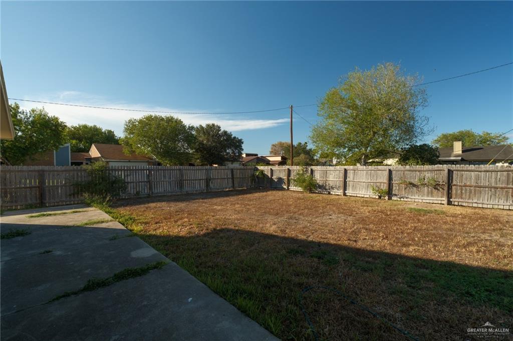Photo 27 of 917 Blue Bonnett Drive