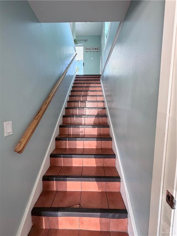 Photo 3 of 120 Huisache Street #B