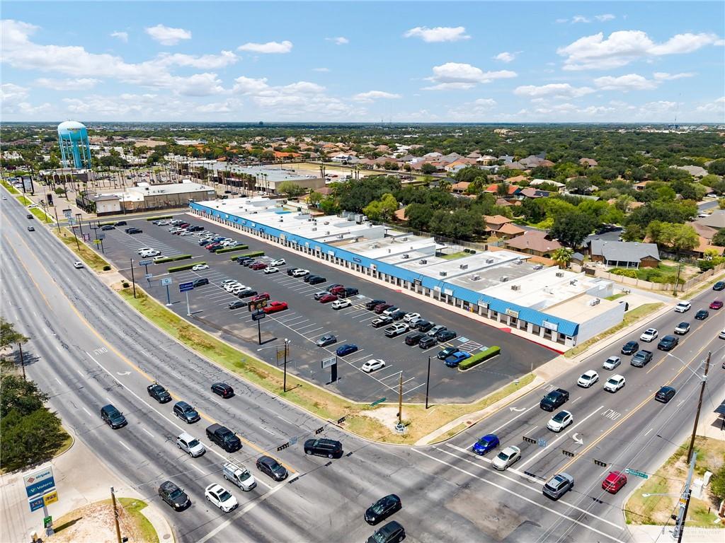 Photo 19 of 208 Nolana Avenue #B