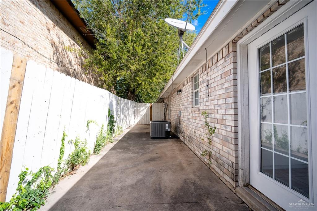 Photo 17 of 2913 Whitewing Avenue