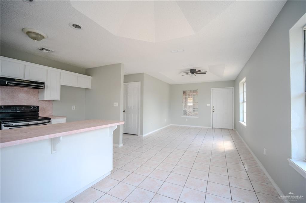 Photo 6 of 2913 Whitewing Avenue