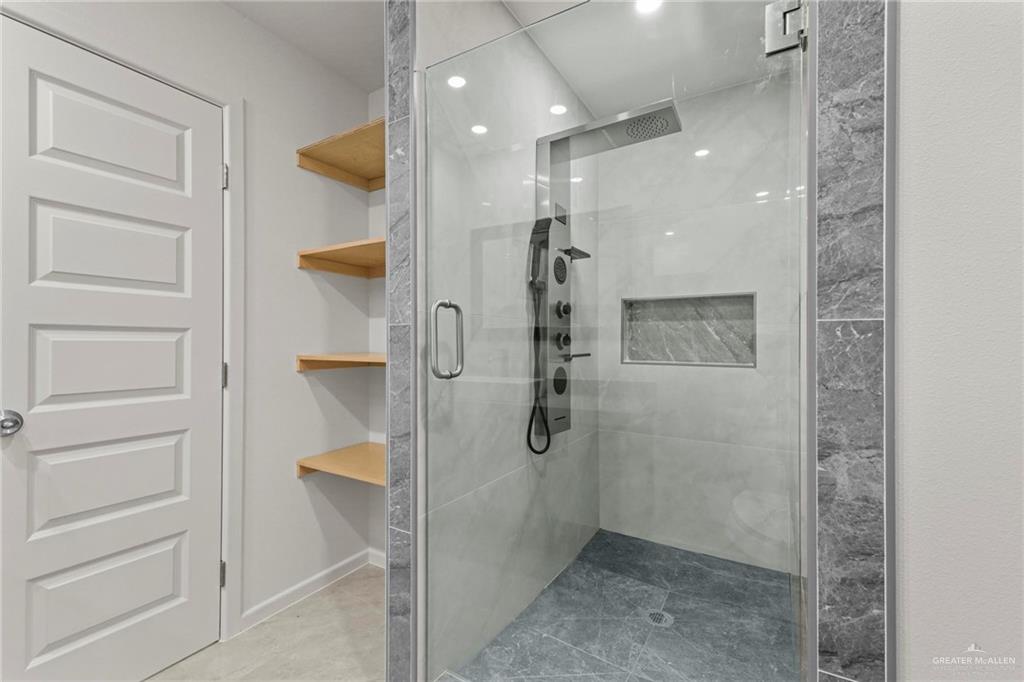 Photo 11 of 227 Valencia Drive