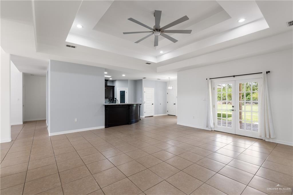 Photo 4 of 3212 Swallow Street