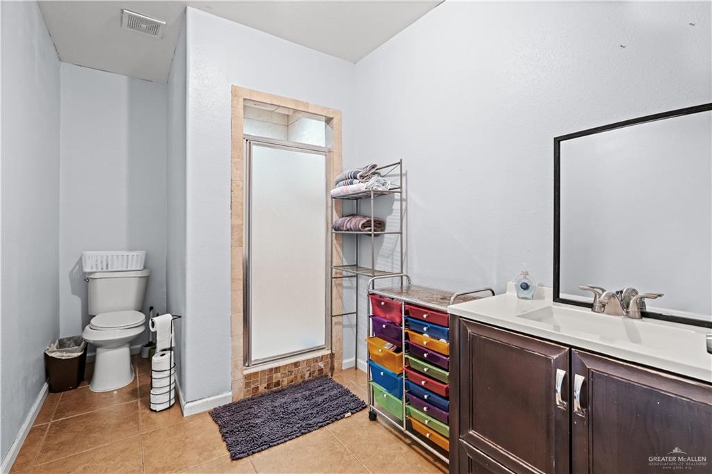 Photo 9 of 904 Apache Circle