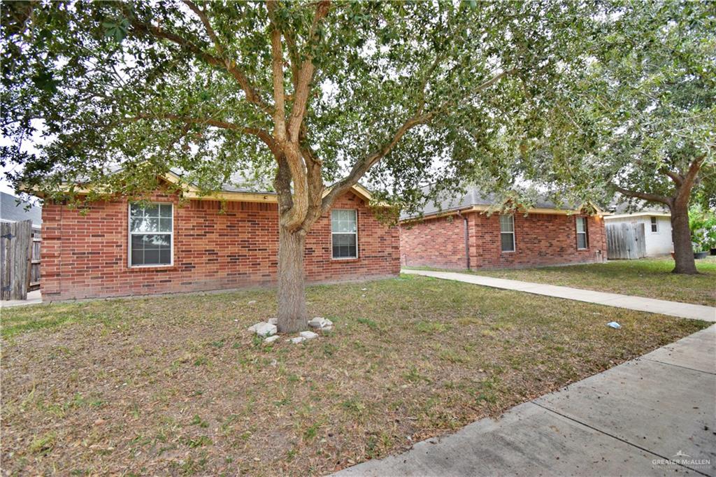 Photo 2 of 1607 Portales Drive