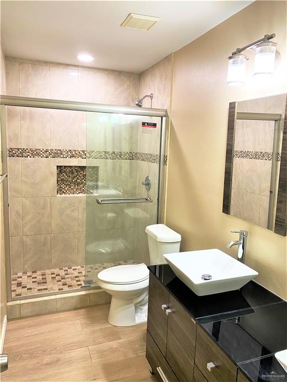 Photo 10 of 3609 Raquel Avenue