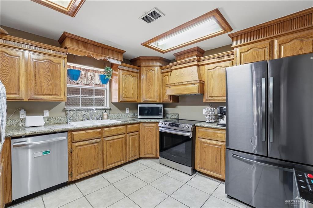Photo 7 of 826 7th Street