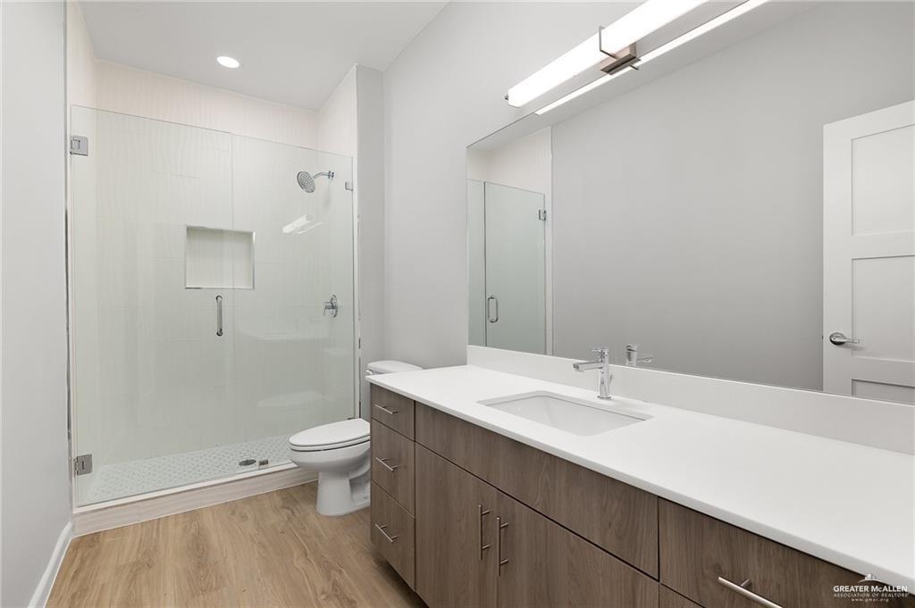 Photo 22 of 2700 Mockingbird Road #4