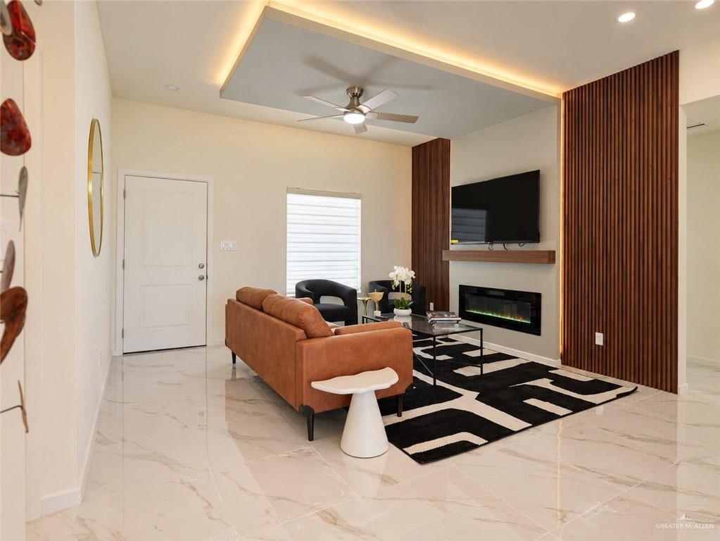 Photo 7 of 320 Barcelona Drive