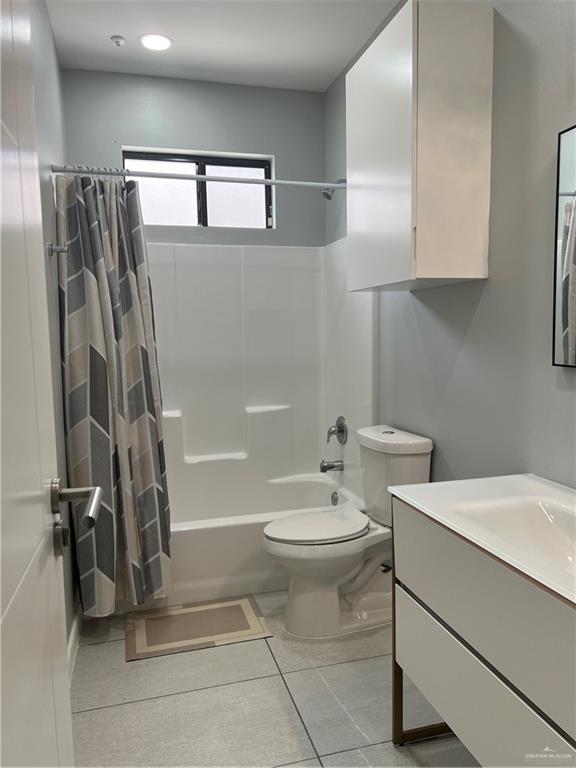Photo 16 of 2022 Summerland Lane #1