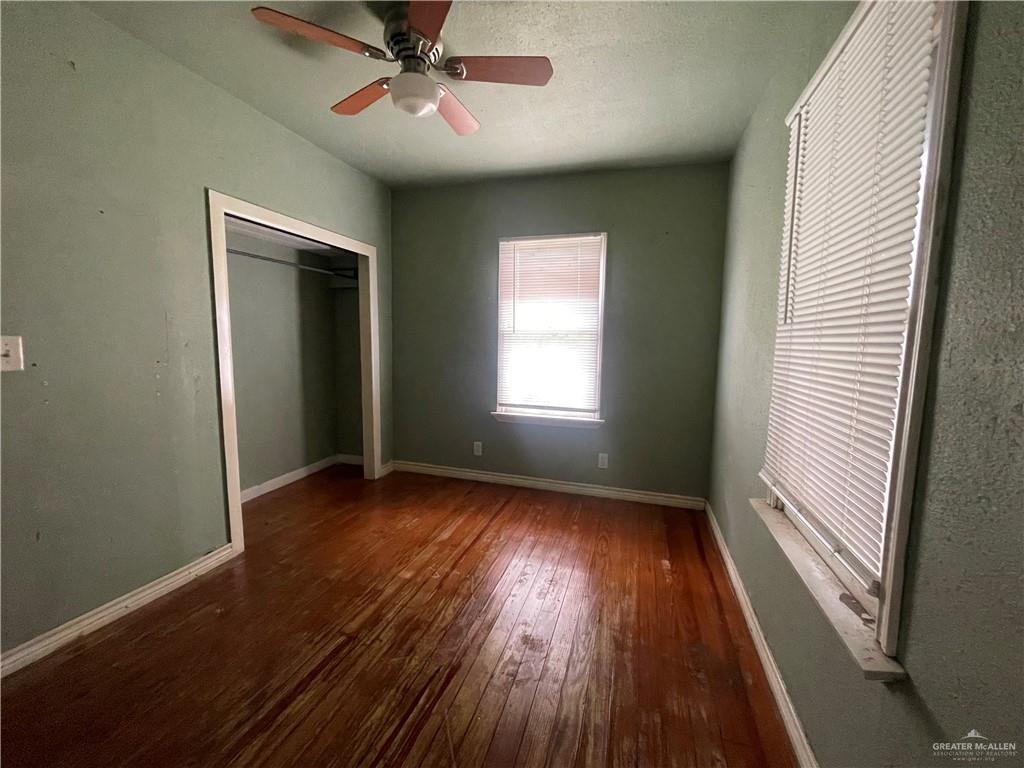 Photo 8 of 734 Acacia Avenue