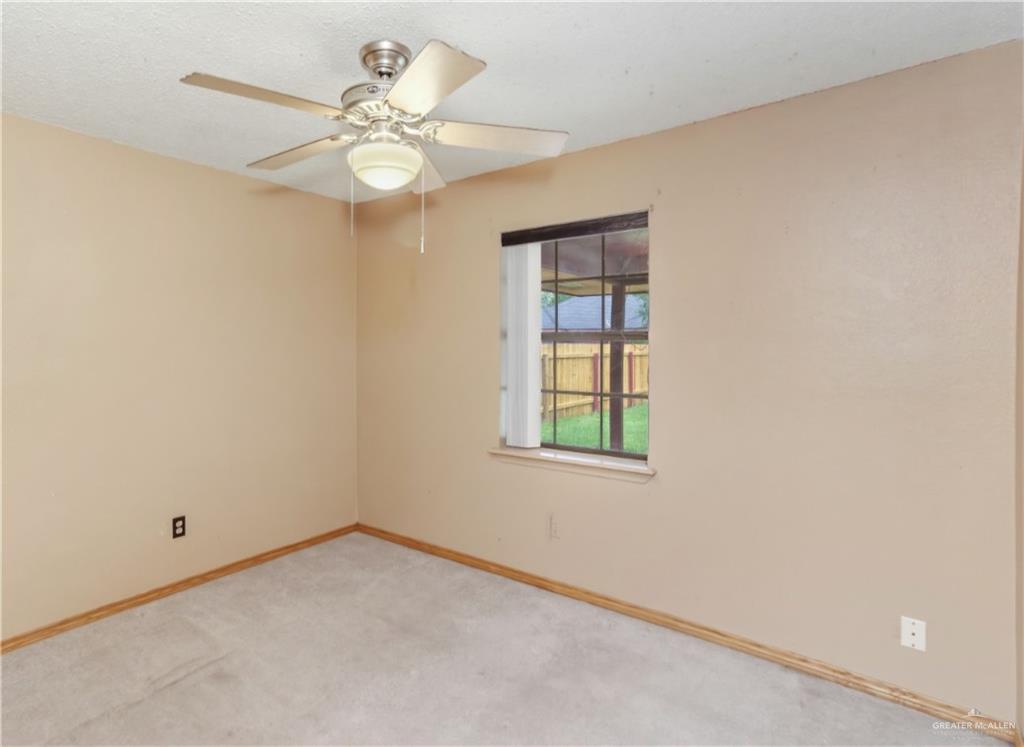 Photo 7 of 609 Delia Drive
