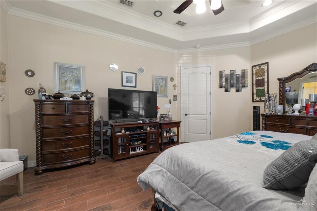 Photo 24 of 406 14th Street