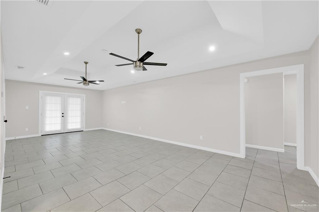 Photo 3 of 1713 Dalton Street