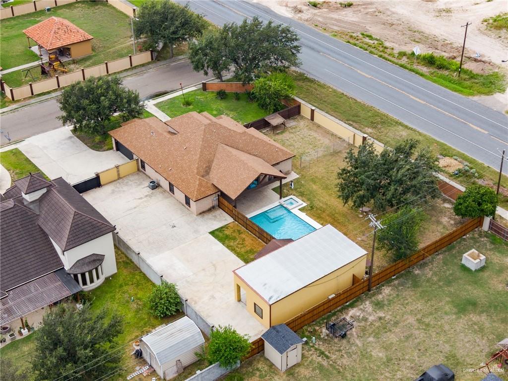 Photo 3 of 5305 Mauritius Lane