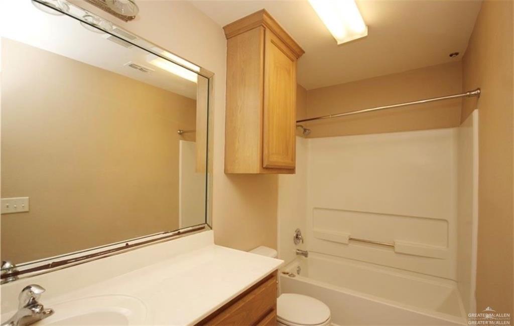 Photo 6 of 2609 Nassau Street