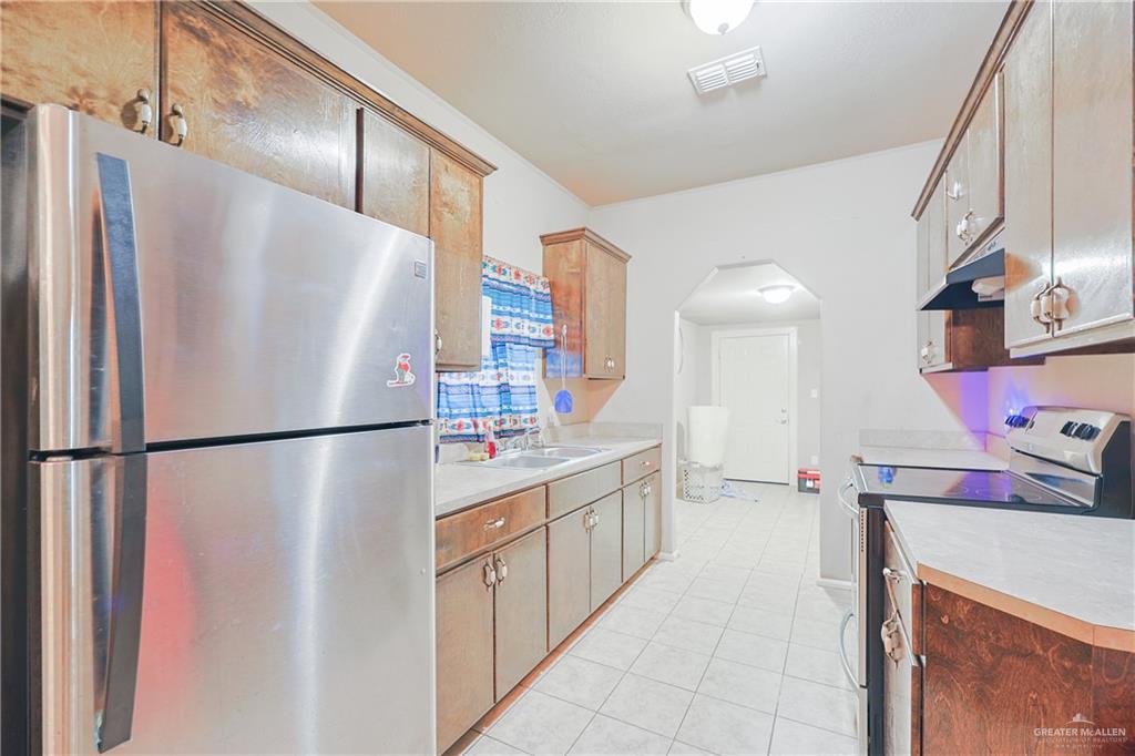 Photo 5 of 742 Texas Avenue