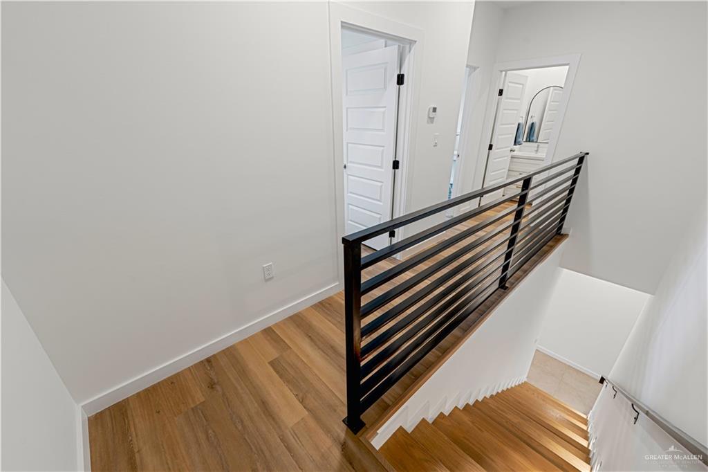 Photo 13 of 2637 Warbler Avenue